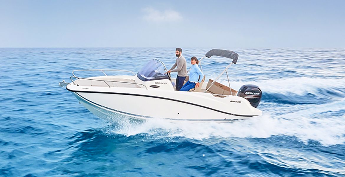 Quicksilver Activ 605 Sundeck