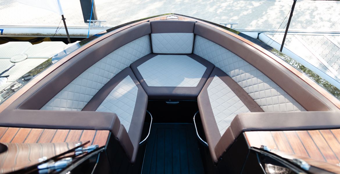 VORFÜHRBOOT VTS Flying Shark Bowrider mit Mercury F115L