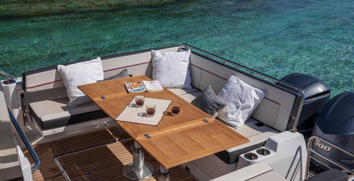 Jeanneau 10.5 WA Serie2