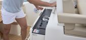 Quicksilver Activ 875 Sundeck