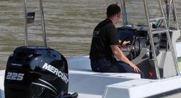 GFK-Arbeitsboote