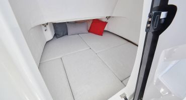 Jeanneau 7.5 CC Serie3